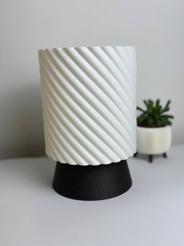 Swirl - Lámpara + Bombita Led de regalo